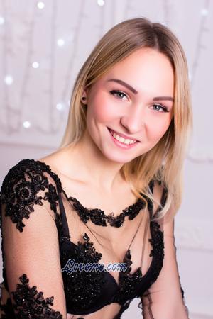 179578 - Anastasiya Age: 25 - Ukraine