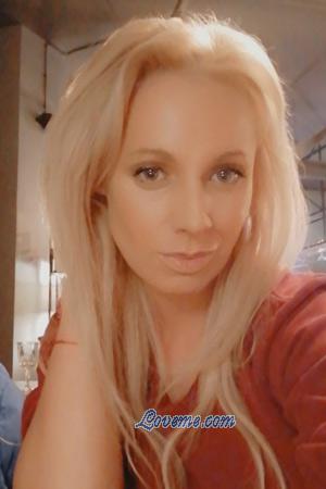 210764 - Ksenia Age: 39 - Russia