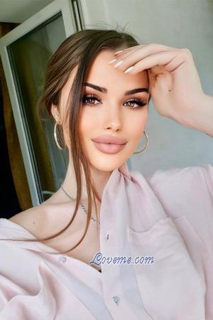 211621 - Alyona Age: 24 - Ukraine