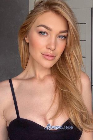 226944 - Diana Age: 32 - Ukraine