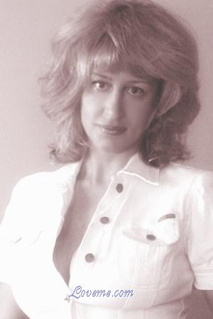 60285 - Zhanna Age: 42 - Russia