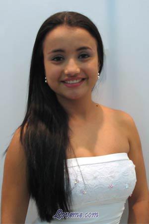 68178 - Karime Age: 26 - Colombia