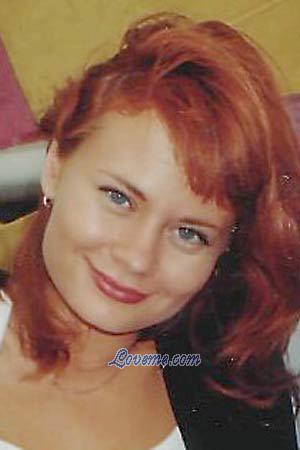 70277 - Svetlana Age: 35 - Russia